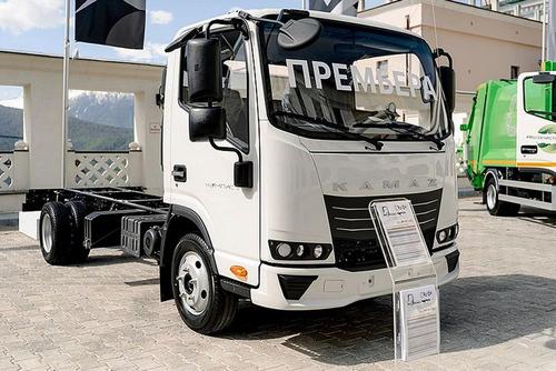 El nuevo KamAZ para permisos de categoría "B" aparecerá en Rusia en 2025: recibirá un potente turbodiésel de 122 CV