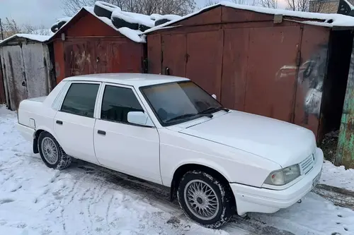 Уникальный седан «Москвич-2142» с французским двигателем выставили на продажу