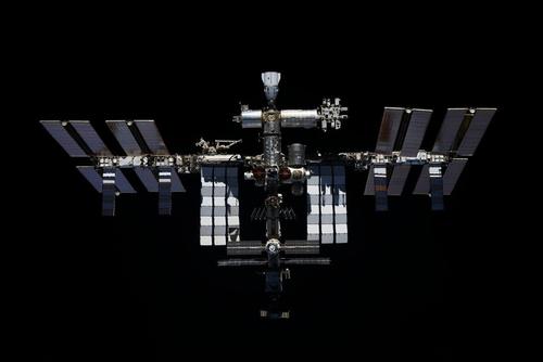 Орбиту МКС подняли на 2,3 километра перед запуском «Союза МС-27»