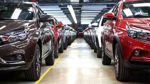 АвтоВАЗ предложил замену льготным кредитам на машины: купить машину будет легче?