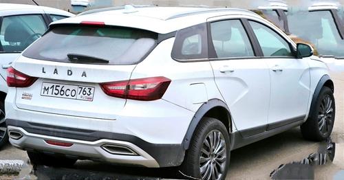 Aparecen nuevas fotografías del crossover Lada, construido sobre la base del Vesta SW Cross