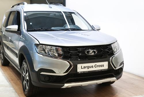 АвтоВАЗ возобновил выпуск семиместной Lada Largus и Largus Cross: цены стартуют от 1,7 млн рублей