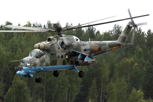 Tripulación de un Mi-24V realiza una maniobra antiaérea debido a la amenaza de un Stinger: imágenes espectaculares