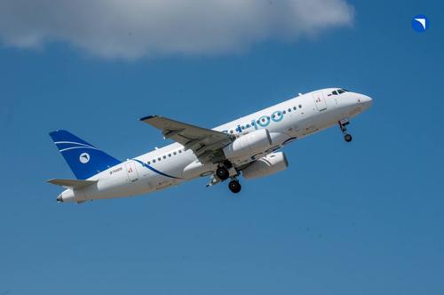 SSJ-100