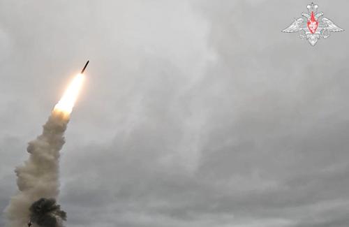 Опубликованы кадры последствий удара новейшей ракетой «Орешник»