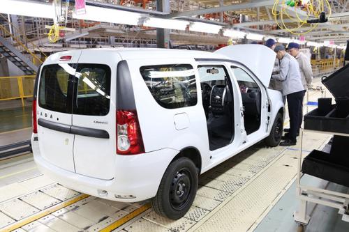 АвтоВАЗ установил рекорд по выпуску LADA Largus в Ижевске