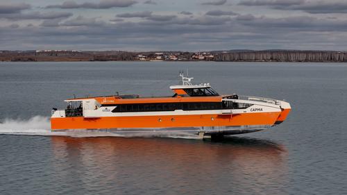 Passenger catamaran "Sarma" of the HSC150B project