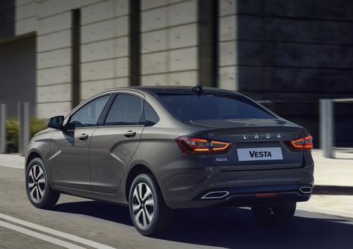 LADA Vesta actualizada: el motor de 1,6 litros y la "automática" ahora en la configuración básica