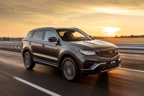 С китайской помощью: бамперы для Belgee и Geely начнут выпускать в Минске