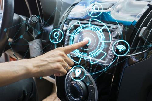 La demanda de híbridos y vehículos eléctricos se duplica: los rusos se apresuran a comprar coches de marcas de automóviles que se han retirado