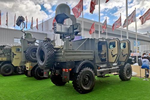 "Rapira-2" en el chasis AMN-590951 "Spartak MRAP"