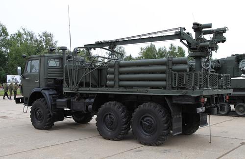 Vehículo de transporte y carga 2F77M del sistema de misiles y cañones antiaéreos 2K22M "Tunguska-M"