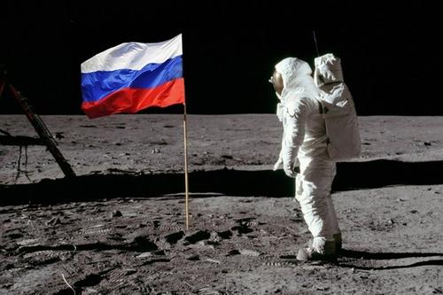 Российские космонавты смогут высадиться на Луну в ближайшие 10 лет