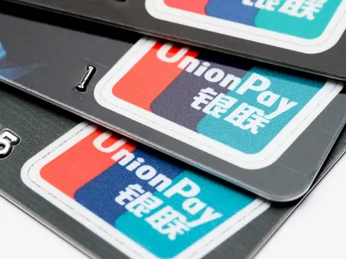 Union Pay cards of Tinkoff Bank stopped working abroad, Solidarnost Bank advises to withdraw cash
