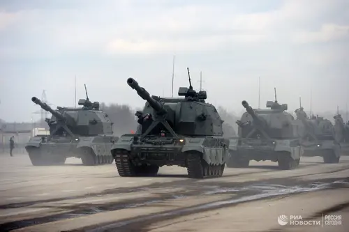 Production of the latest self-propelled howitzers "Coalition-SV" on the T-90 tank platform has begun in Russia
