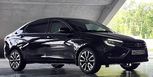 Lada Aura