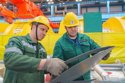 trabajadores en la central nuclear de Kalinin