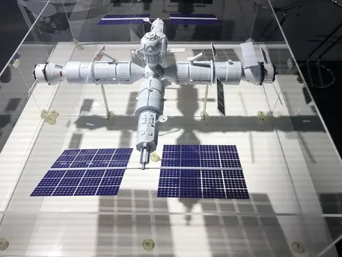 Макет РОС на Dubai Airshow 2023
