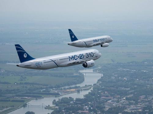 Поставки SJ-100 с российскими двигателями ПД-2 перенесли на 2026 год