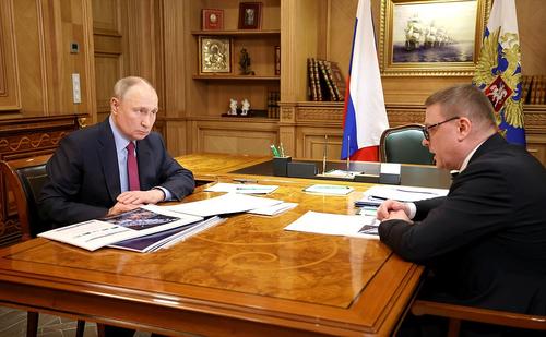 Vladimir Putin at a meeting with Alexei Teksler