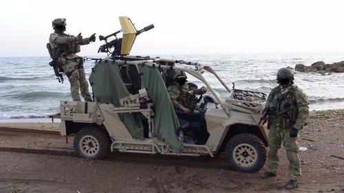 Can-AM Strike-M4 con ametralladora GShG
