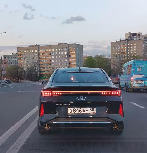 «Москвич 6» на улицах Подмосковья<br>