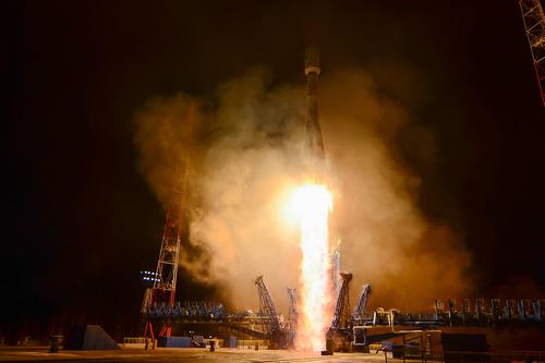Минобороны запустило ракету-носитель «Союз-2.1б» с военными спутниками на орбиту