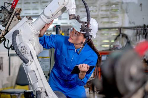 More than 800 Billion Rubles Missing: Experts Assess the Industrial Robot Industry in Russia