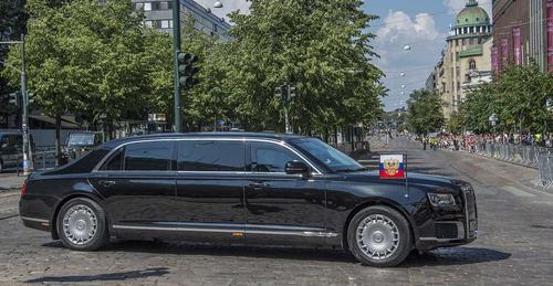 Regalo de Putin: el rey de Baréin recibió un Aurus Senat