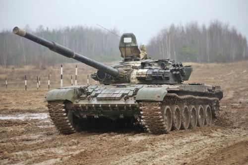 tanque T-72BM2