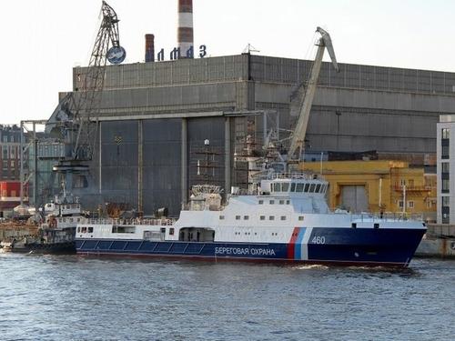 Патрульный корабль «Сахалин» спустили на воду в Санкт-Петербурге