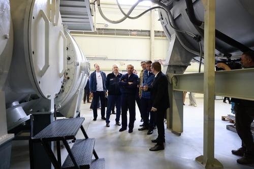 Kaliningrado pondrá en marcha la producción en serie de motores para satélites rusos del proyecto "Sfera"