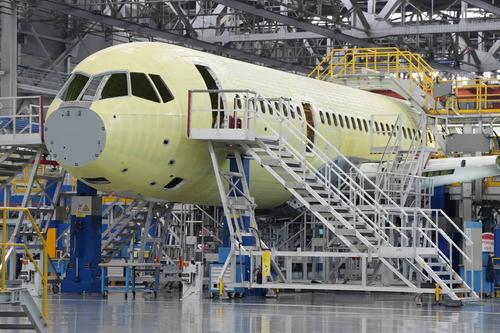 En la región de Uliánovsk comenzarán a probar equipos de rescate para el MS-21, Tu-214 y SSJ-New