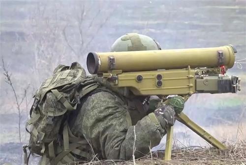 Compactness and Power: Russian ATGM "Metis" Will Stop Enemy Armored Vehicles