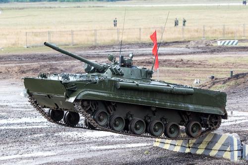 «Королева пехоты» ощетинилась «Кактусом»: БМП-3 с динамической защитой 4С24 заметили на фронте