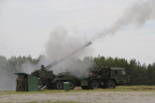 Снайперская пушка бьет ювелирно: новая партия САУ «Мальва» поступила в войска