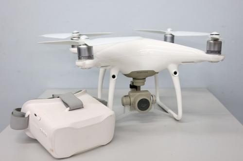 Matar un pajarito: una estudiante rusa inventa una forma de cegar drones