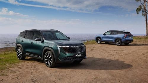 С увеличенными размерами: Geely Atlas второго поколения начнут выпускать на заводе Belgee в Белоруссии