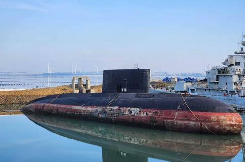 China Turns Russian Project 877 "Halibut" Submarine into Museum