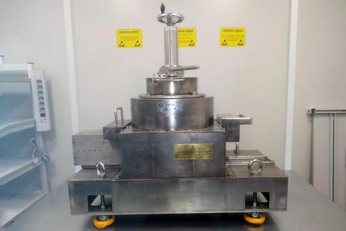 Compact device for simulating space radiation created at Rosatom