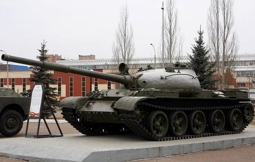 Советский танк Т-62