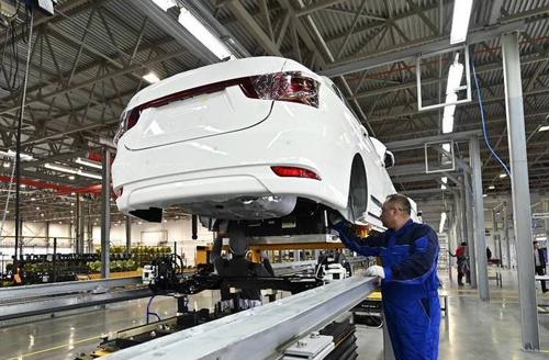 Evolute Prepares to Start Small-Scale Assembly of Cars in Lipetsk