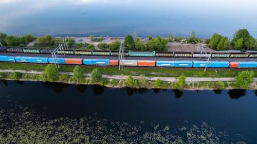 Crisis total: el transporte de carga de RZD cae al mínimo en la última década y media y continúa disminuyendo
