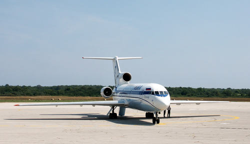 Yak-42