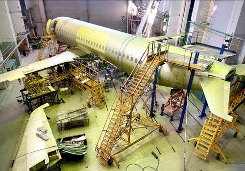 Импортозамещённые запчасти SJ-100 станут дешевле: раньше стоили в два раза дороже, чем на Airbus