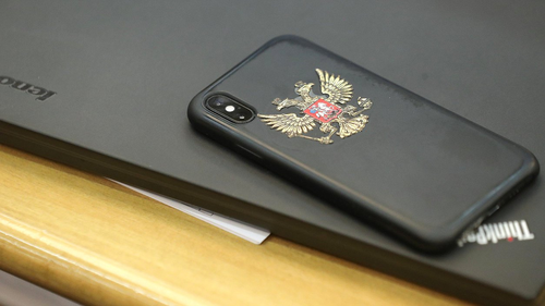 Новый закон РФ обязывает предустанавливать RuStore на все смартфоны
