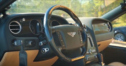 Ultratank Interior