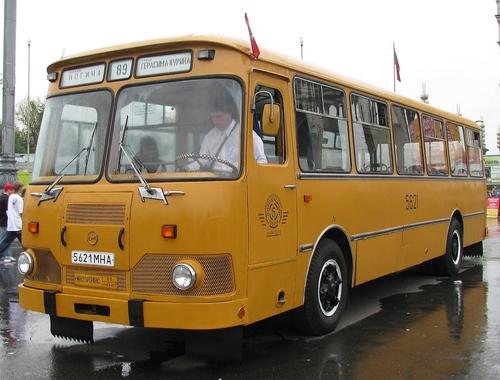 LiAZ-677M 