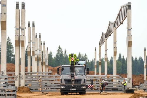 Comienzan a construir tres parques industriales estatales simultáneamente en la región de Moscú