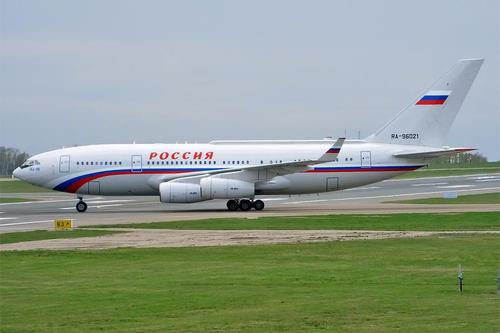 Il-96-300PU